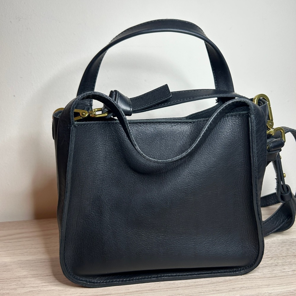 Madewell Sydney Crossbody Bag Womens Small Black Leather Handbag EUC - Picture 3 of 7